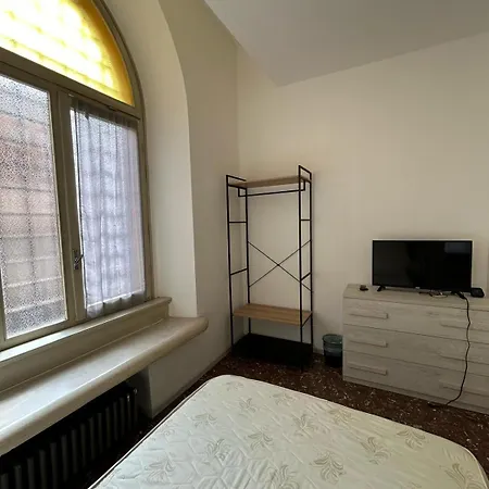 L'affaire Du Collier * Bergamo