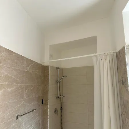 Gasthof L'affaire Du Collier Bergamo