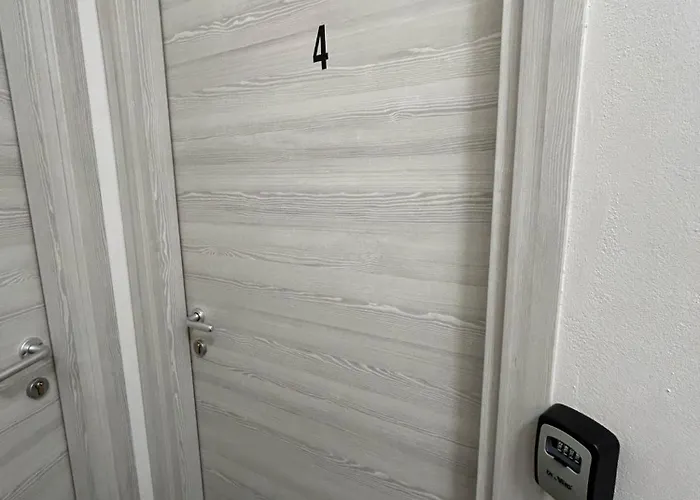 L'affaire Du Collier *