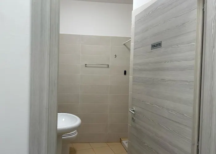 L'affaire Du Collier Pensión *