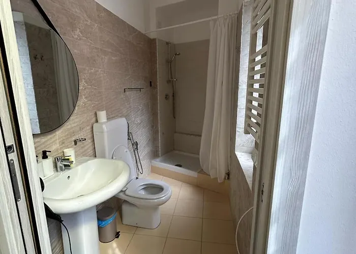 L'affaire Du Collier Pensión